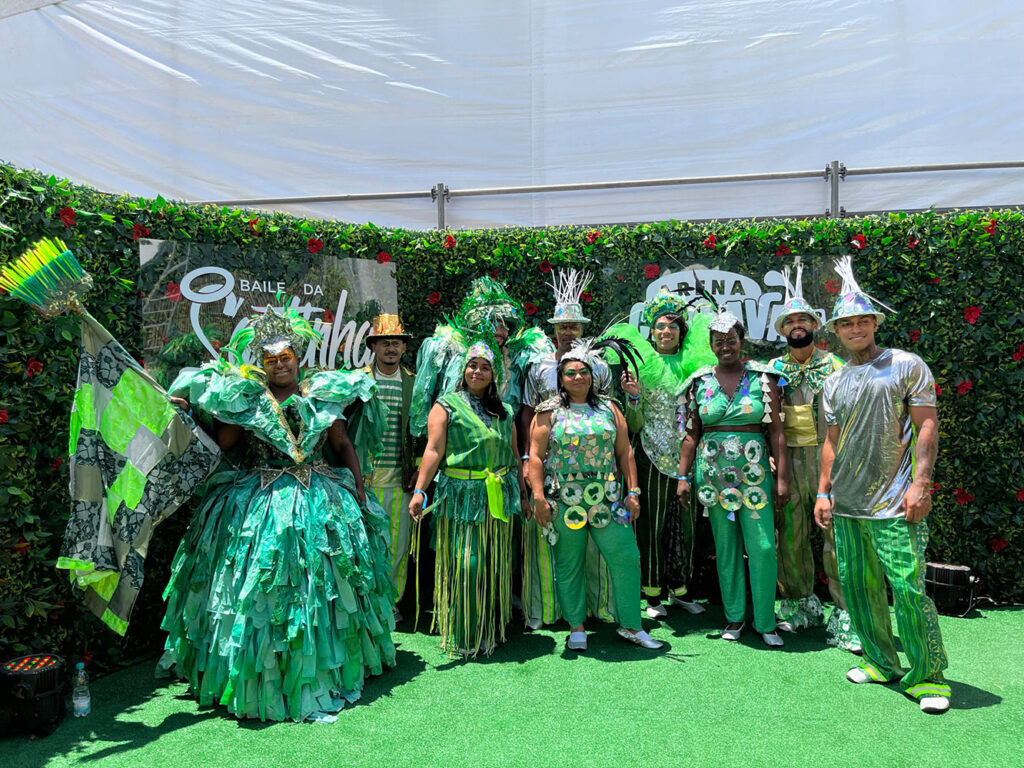 Equipe Loga no baile da Santinha